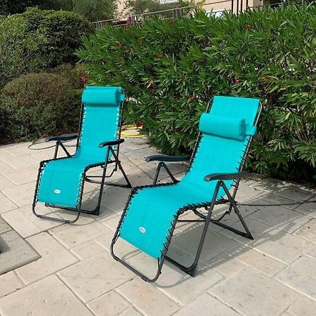 Studio En Rez-De-Jardin Arbore Avec Acces Piscine Et Clim Villeneuve-lès-Avignon Kültér fotó
